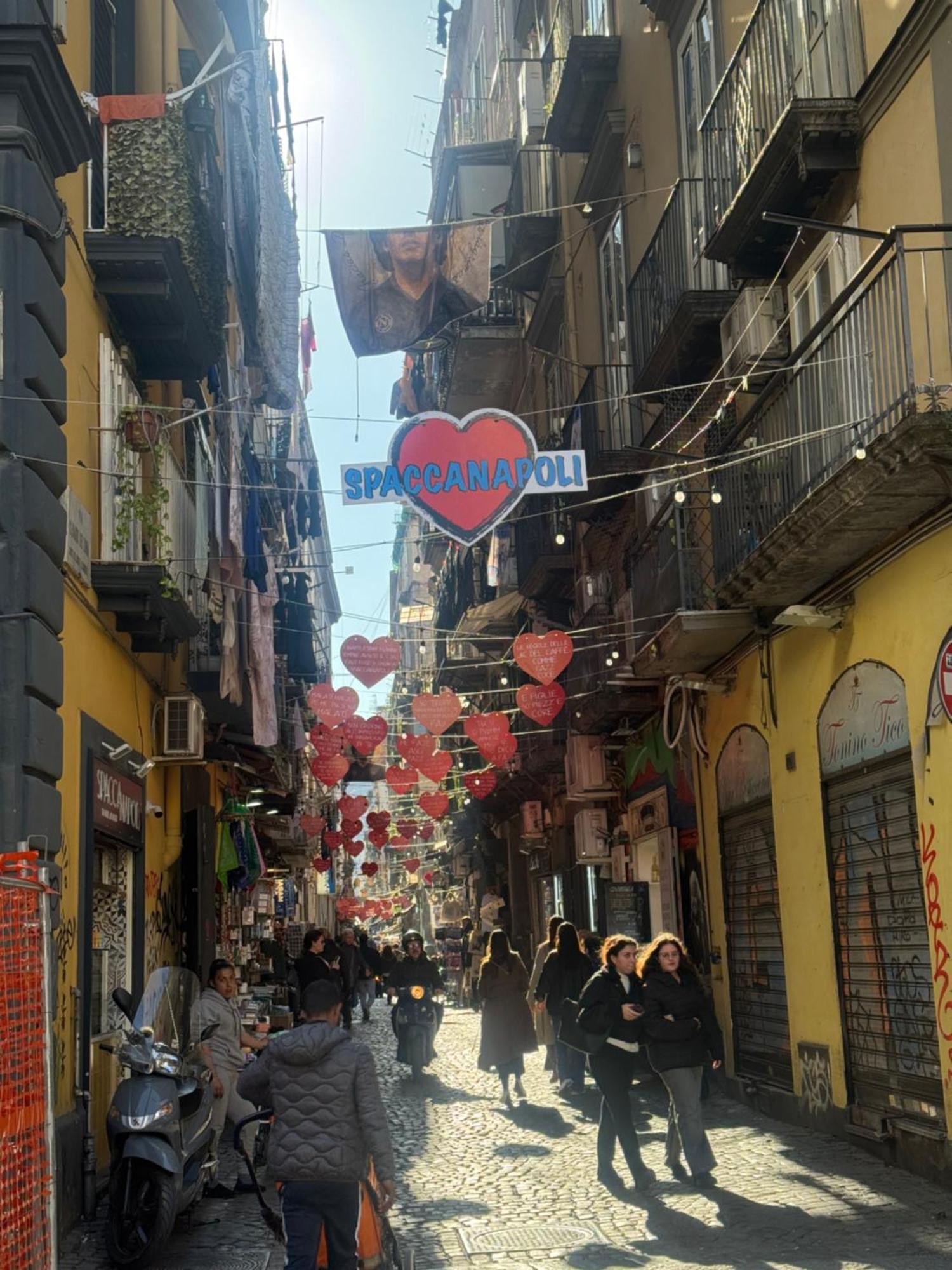 Nanninella Naples